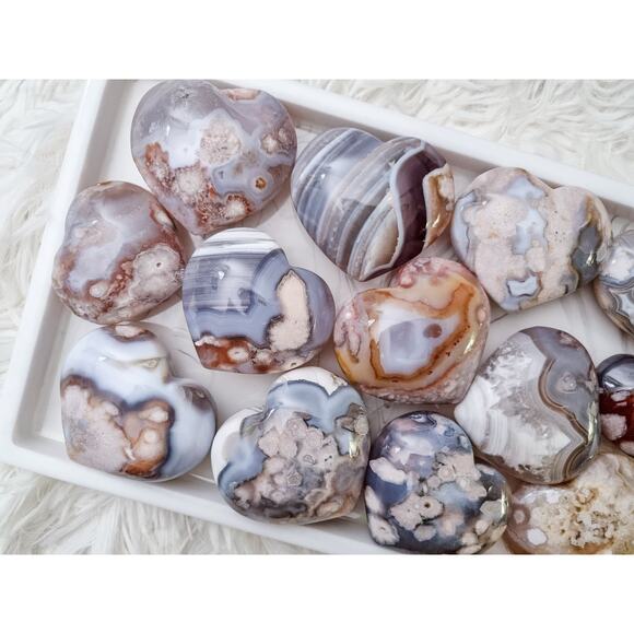 Flower Agate Heart Crystal Carving / Druzy / Blue Green Red - Picture 2 of 10